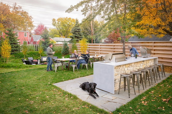 Outdoor kitchen with Fire Magic Grill 